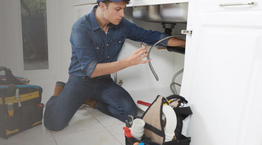 Local water heater installation in Missouri City, TX